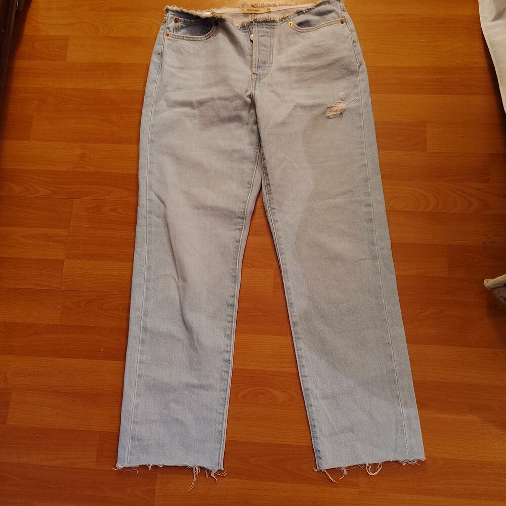 Levi’s Wedgie Jeans 28x28 Light Indigo Ripped Waist Raw Hem 100% Cotton Denim